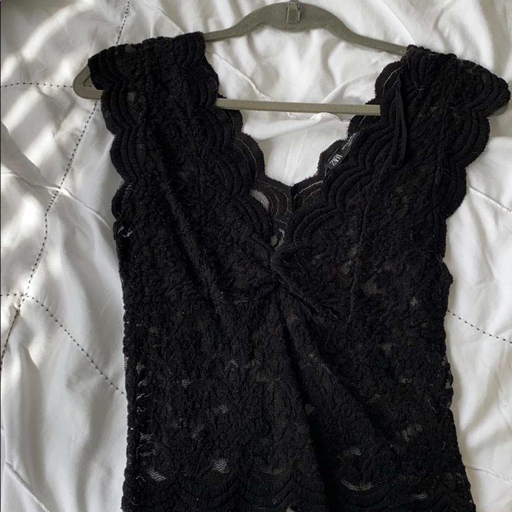 Black lace Zara top